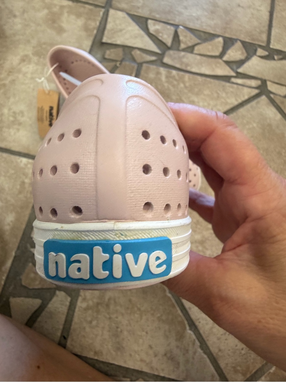 Native Shoes Jericho Slip On Dust Pink Shell White Womens 8 NWT Vegan EVA - Picture 3 of 4